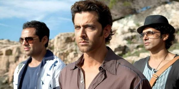 زندگی نہ ملے گی دوبارہ 2 کی تیاریاں زوروں پر، زویا اختر نے پہلا ڈرافٹ مکمل کیا