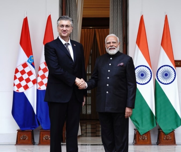 بھارت اور کروشیا نے اے آئی، صاف توانائی اور دیگر شعبوں میں تعاون کو بڑھانے پر تبادلہ خیال کیا بھارت اور کروشیا نے اے آئی، صاف توانائی اور دیگر شعبوں میں تعاون کو بڑھانے پر تبادلہ خیال کیا