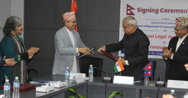 نیپال اور بھارت نے باہمی قانونی معاونت کے معاہدے پر دستخط کئے نیپال اور بھارت نے باہمی قانونی معاونت کے معاہدے پر دستخط کئے