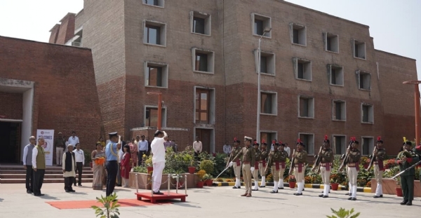 مرکزی وزیر کرن رجیجو نے راجگیر کا دورہ کیا، سیاحت کی ترقی کا مشاہدہ کیا مرکزی وزیر کرن رجیجو نے راجگیر کا دورہ کیا، سیاحت کی ترقی کا مشاہدہ کیا