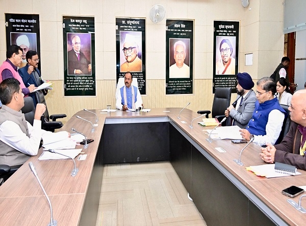 Deputy-CM-Keshav-held-a-meetin Deputy-CM-Keshav-held-a-meetin