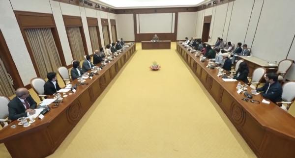 وزیر اعظم نے اے آئی اور ڈیپ ٹیک اسٹارٹ اپس کے سی ای اوز کے ساتھ بات چیت کی، جدت اور تحقیق پر زور وزیر اعظم نے اے آئی اور ڈیپ ٹیک اسٹارٹ اپس کے سی ای اوز کے ساتھ بات چیت کی، جدت اور تحقیق پر زور