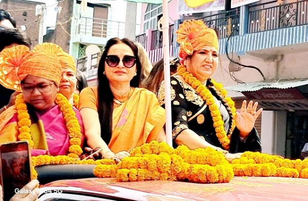 JH-ACTRESS-JAYA-PRADA-ROADSHOW-BJP-MAYOR-CANDIDAT