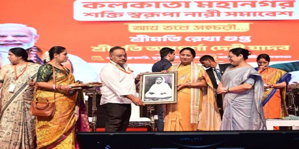 بنگال کے لوگوں نے ممتا کو اقتدار سے بے دخل کرنے کا ارادہ کر لیا ہے: ریکھا گپتا