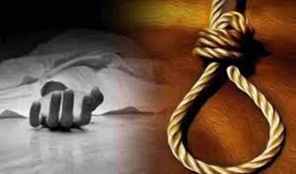 نوئیڈا میں دو خواتین سمیت پانچ لوگوں نے خودکشی کی نوئیڈا میں دو خواتین سمیت پانچ لوگوں نے خودکشی کی