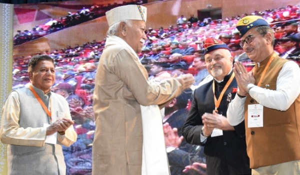 راشٹریہ سویم سیوک سنگھ کا بنیادی مقصد شخصی ترقی ہے، سیاست نہیں: ڈاکٹر موہن بھاگوت راشٹریہ سویم سیوک سنگھ کا بنیادی مقصد شخصی ترقی ہے، سیاست نہیں: ڈاکٹر موہن بھاگوت