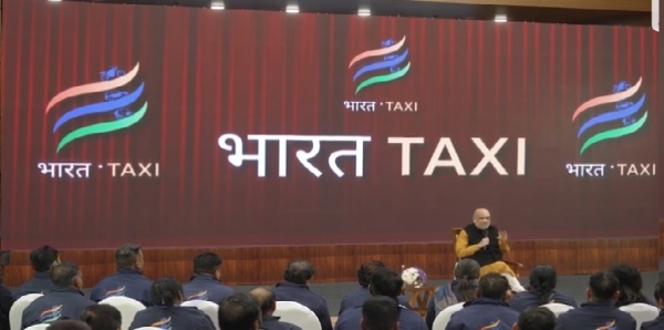 مرکزی وزیر داخلہ اور امداد باہمی کے وزیر امت شاہ نے بھارت ٹیکسی کے ’سارتھیوں‘ کے ساتھ بات چیت کی