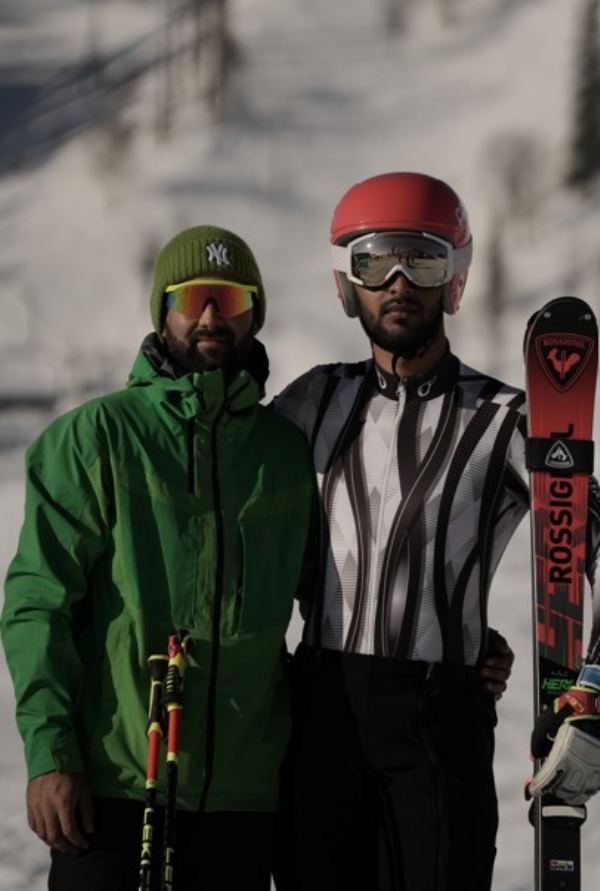 ساحل، سید اور فیضان کھیلو انڈیا سرمائی کھیلوں میں برف پر نئی تاریخ رقم کر رہے ہیں