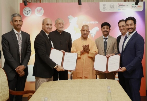 CM-YOGI-SINGAPORE-TOUR-MOU CM-YOGI-SINGAPORE-TOUR-MOU