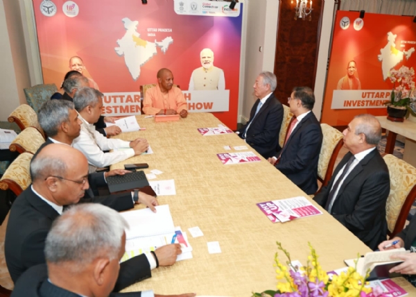 وزیر اعلی یوگی آدتیہ ناتھ کا سنگاپوردورہ