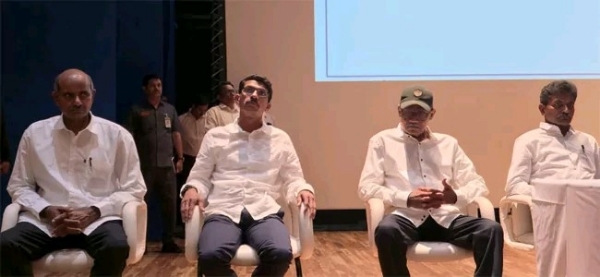 TELANGANA-FOUR-MOIST-SURRENDER