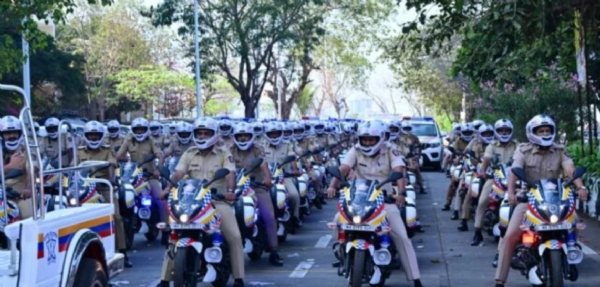 CRIME MAHA MUMBAI POLICE VEHICLES