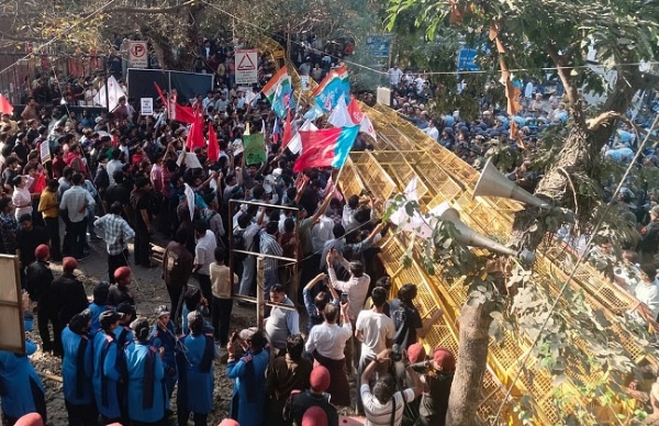 JNU-protests-14-students-arres