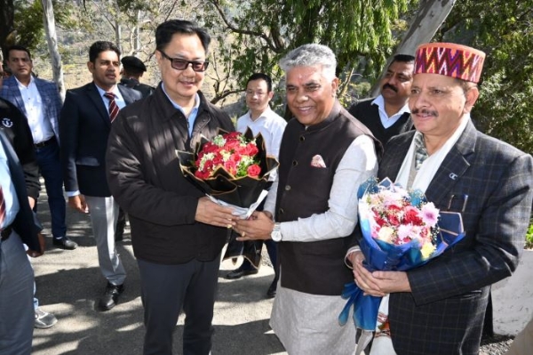 کرن رجیجو چمبہ پہنچے، ترقیاتی کاموں پر جائزہ میٹنگ کی