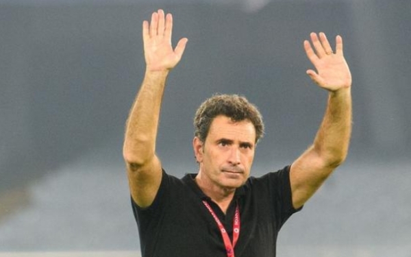 Sports-Football-Molina-Honduras-coach Sports-Football-Molina-Honduras-coach