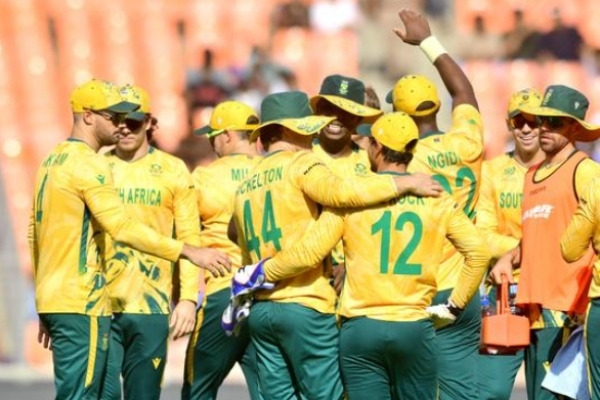 Sports-Cricket-T20WC-Super8-SAvsZim