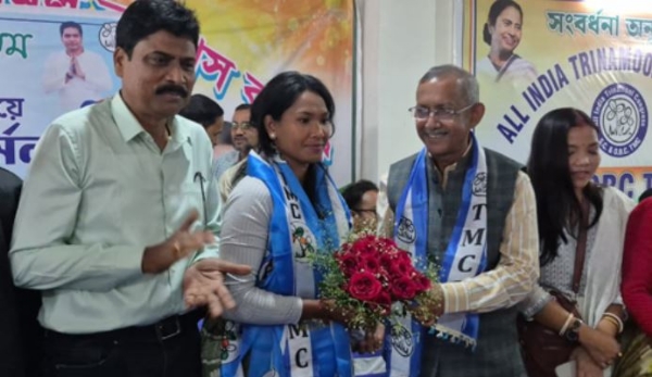 Golden-Girl-Swapna-Burmans-po Golden-Girl-Swapna-Burmans-po