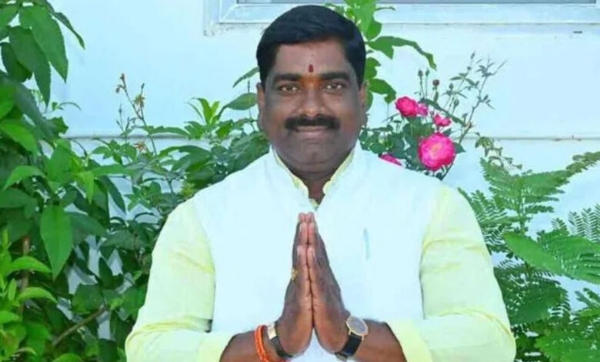 بی آرایس لیڈر ملیکارجن گوڑگرفتار۔ میدک ٹاؤن میں کشیدگی بی آرایس لیڈر ملیکارجن گوڑگرفتار۔ میدک ٹاؤن میں کشیدگی