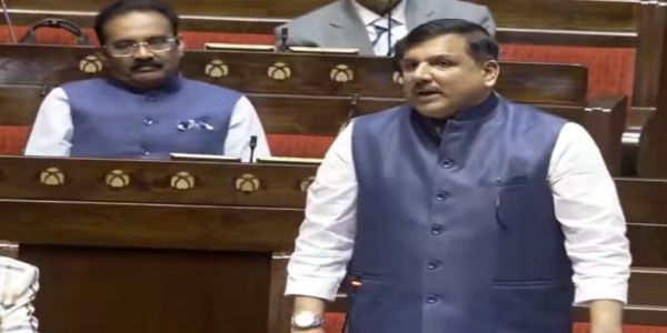 کیا امریکہ سے ہونے والا ٹریڈ ڈیل دراصل تھریٹ ڈیل ہے؟ : سنجے سنگھ