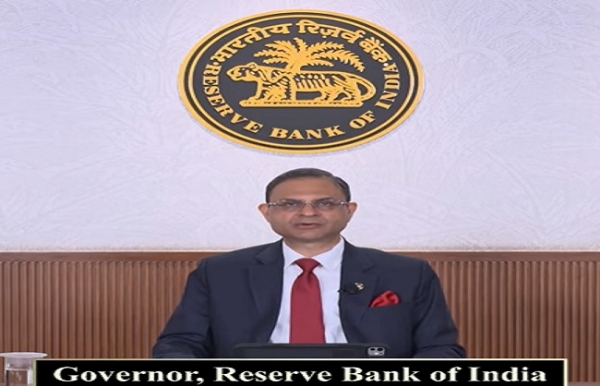 RBI-holds-repo-rate-at-525-PC-keeps-stance-neutral