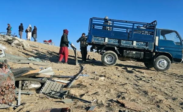 شمال مشرقی افغانستان میں منی بس کے حادثے میں 15 افراد ہلاک