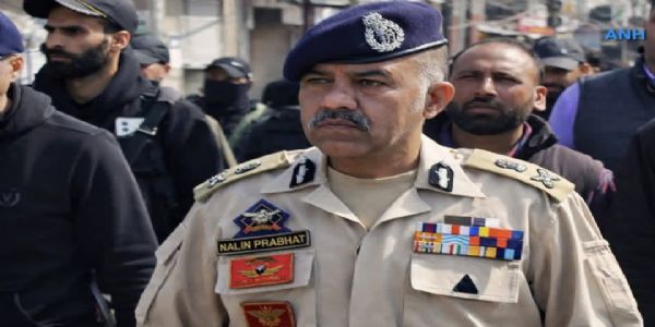 ڈی جی پی، آئی جی پی کشمیر احتجاج کے دوران سیکورٹی کو برقرار رکھنے کے لیے خود سرینگر شہر میں موجود رہے۔