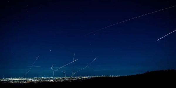 ایرانی میزائلوں کی یروشلم اور تل ابیب پر بارش، پناہ گاہوں کی طرف بھاگے اسرائیلی شہری