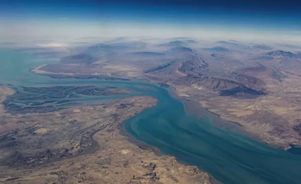 جنگ جاری رہنے تک آبنائے ہرمز میں امن ممکن نہیں: ایران