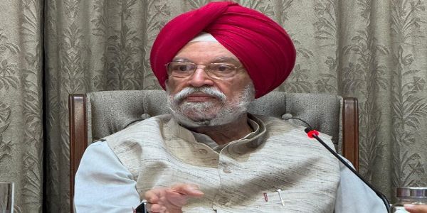 بھارت میں گھریلو صارفین کے لیے ایندھن کی کوئی کمی نہیں ہوگی: ہردیپ سنگھ پوری