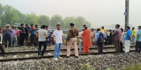 ٹرین سے کٹ کر دو بھائیوں کی موت ، پٹری پار کر کے جارہے تھےکھیت