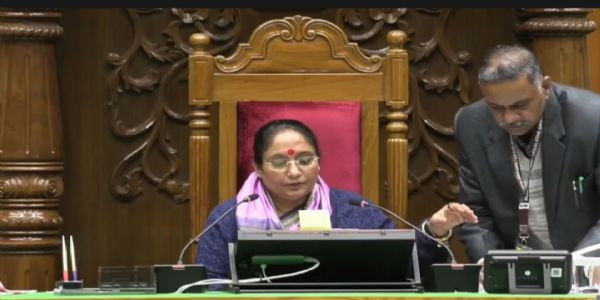 اتراکھنڈ اسمبلی: بجٹ اجلاس میں اپوزیشن اور پارلیمانی وزیر کے درمیان گرما گرم بحث