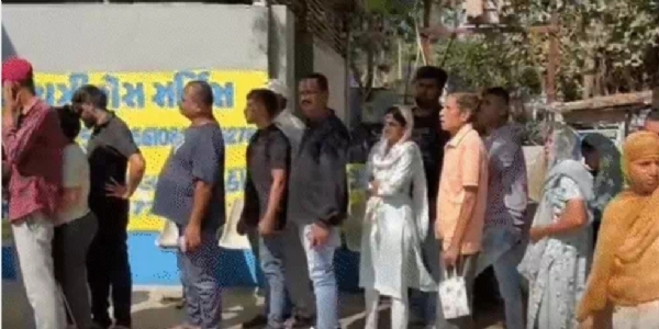 سورت اور وڈودرہ میں کمرشل گیس سلنڈر کی قلت، ہوٹل اور ریستوراں کے مالکان میں تشویش