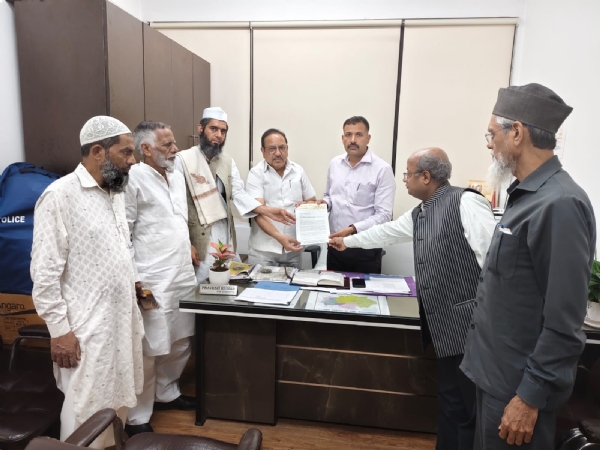 مغربی دہلی کے اتم نگر کی فرقہ وارانہ صورت حال پرملی کونسل کے ایک وفد کی دوارکا کے ڈی سی پی سے ملاقات