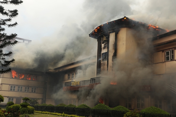 فرانزک تحقیقات میں انکشاف ، نیپال میں جین زی بغاوت کے دوران آتشزنی میں استعمال ہوا تھا پٹرولیم مادہ