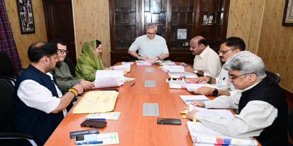 وزیراعلیٰ عمرعبداللہ کی صدارت میں جموں میں کابینہ اجلاس منعقد