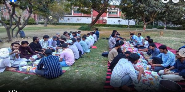 جامعہ ملیہ اسلامیہ میں ایس آئی او کے زیر اہتمام اجتماعی افطار