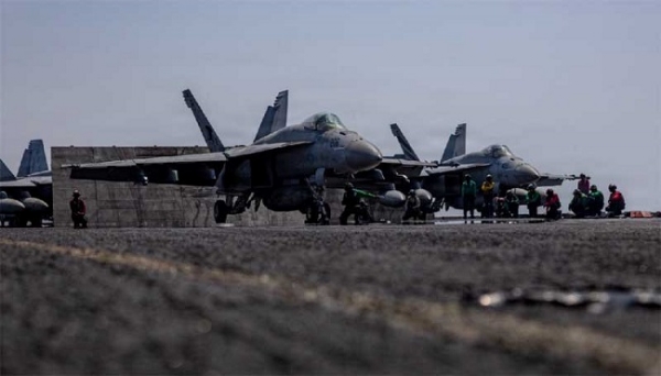 امریکی فضائیہ کا ری فیولنگ ایئرکرافٹ مغربی عراق میں لاپتہ (فائل فوٹو) امریکی فضائیہ کا ری فیولنگ ایئرکرافٹ مغربی عراق میں لاپتہ (فائل فوٹو)