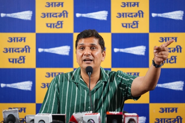 مودی حکومت پھر بے نقاب، سونم وانگچک کو بغیر ثبوت کے جیل میں رکھا گیا: اروند کیجریوال
