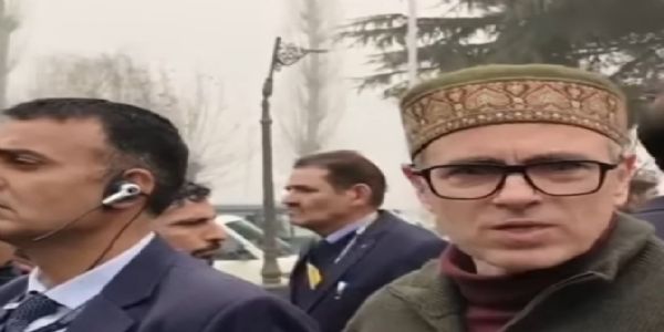 موسمیاتی تبدیلی کشمیر کے ماحولیاتی نظام کو متاثر کررہی ہے۔۔ عمر عبداللہ