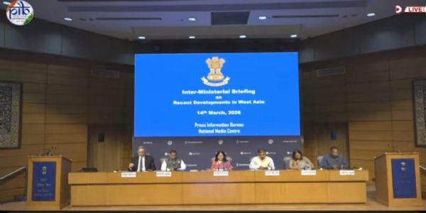 اگلے دو دنوں میں 92,000 ٹن گیس لے کر دو بحری جہاز پہنچیں گے ہندوستان