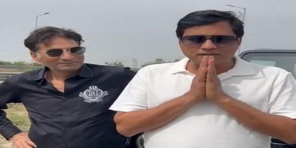 مونالیسا معاملے میں سچ سامنے لانے کا دعویٰ ،15 مارچ کو مہیشور پہنچیں گے فلم ڈائریکٹر سنوج