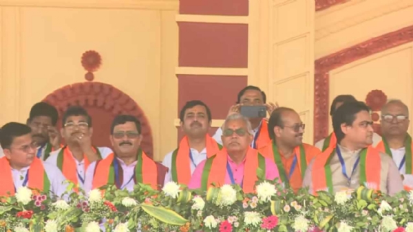 کولکاتا کے بریگیڈ گراونڈ میں بی جے پی کی پریورتن سنکلپ ریلی، بی جے پی لیڈروں کا تبدیلی کا دعویٰ کولکاتا کے بریگیڈ گراونڈ میں بی جے پی کی پریورتن سنکلپ ریلی، بی جے پی لیڈروں کا تبدیلی کا دعویٰ