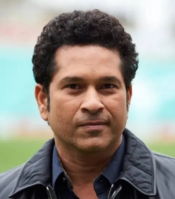 عظیم بلے باز سچن تندولکر (فائل فوٹو)