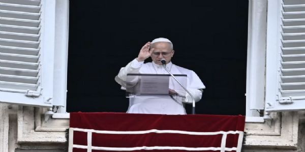 پوپ لیو نے مشرق وسطیٰ میںجنگ کے فوری خاتمے اور مذاکرات کا راستہ اختیار کرنے کی اپیل کی ۔