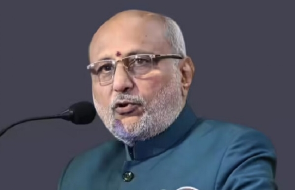 نائب صدر سی پی رادھا کرشنن نے نیپال بس حادثے پر غم کا اظہار کیا، مرنے والوں کے اہل خانہ سے تعزیت کا اظہار کیا نائب صدر سی پی رادھا کرشنن نے نیپال بس حادثے پر غم کا اظہار کیا، مرنے والوں کے اہل خانہ سے تعزیت کا اظہار کیا