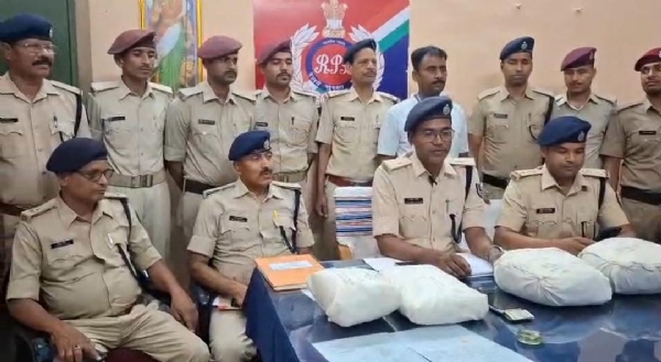 6کلو چرس کے ساتھ دو خواتین اسمگلر گرفتار