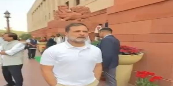 راہل گاندھی نے دہلی کے اتم نگر واقعے میں بھائی چارہ برقرار رکھنے کی اپیل کی