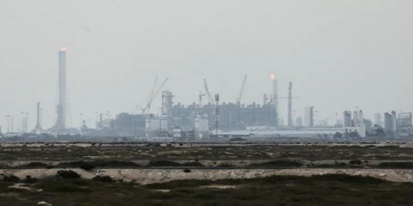 قطر میں دنیا کے سب سے بڑے مائع قدرتی گیس برآمدی ٹرمینل پر ایران کا حملہ