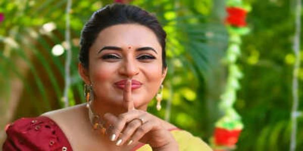 دیویانکا ترپاٹھی جلد ہی ماں بننے والی ہیں