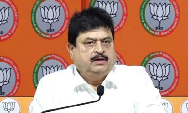 غریبوں کے مکانات کا انہدام وزیراعلی کا نشانہ: رام چندر راو غریبوں کے مکانات کا انہدام وزیراعلی کا نشانہ: رام چندر راو